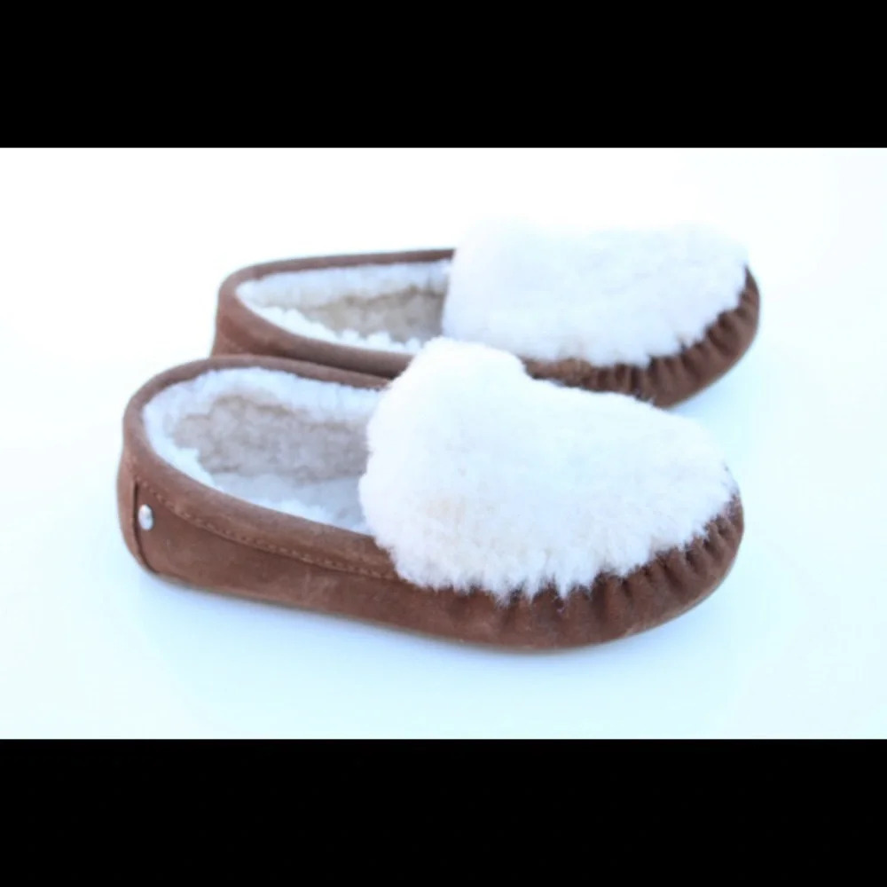 Emu Australia slip ons